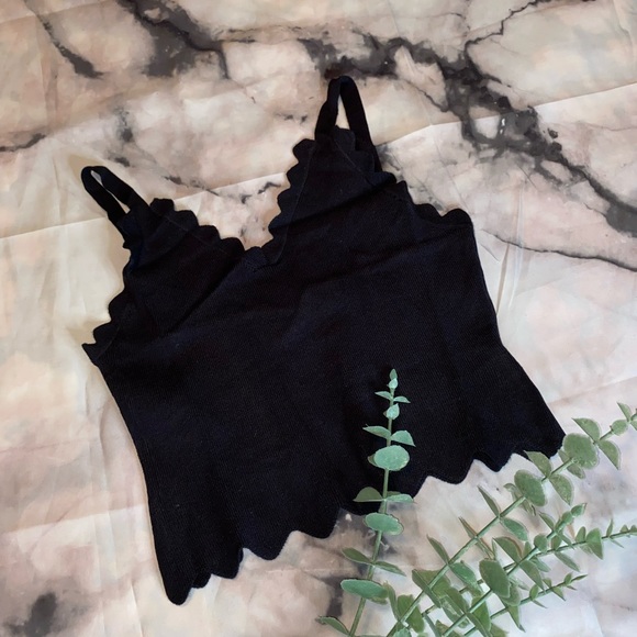 SHEIN Tops - 🌺 NEW Unity Plus Scallop Trim Cami Knit Top